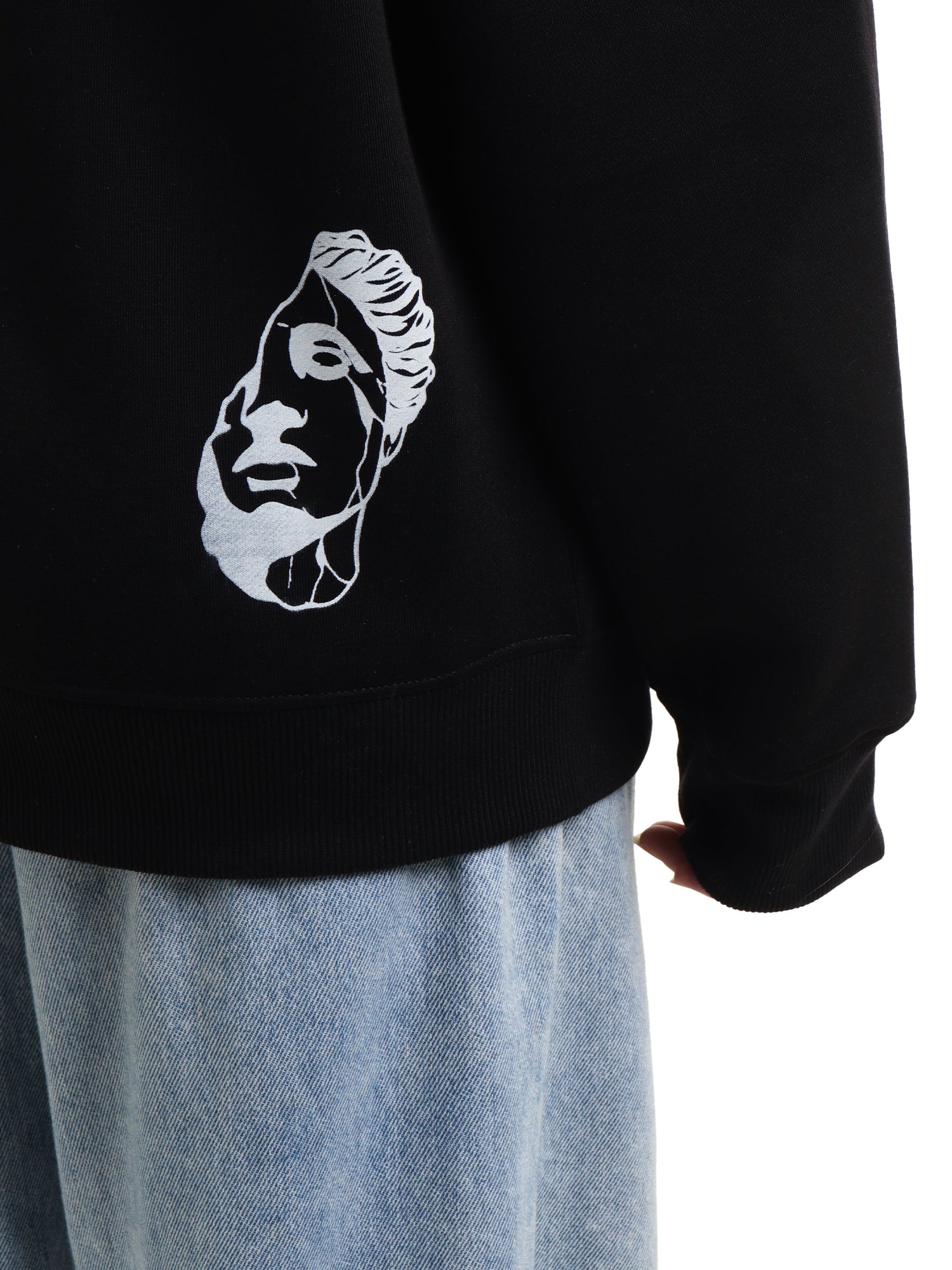 Bingeable ! - Cozy Oversized Winter Wear Hoodie